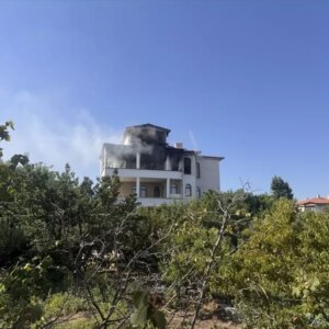 kayseride villa yangini g4tt4Ian