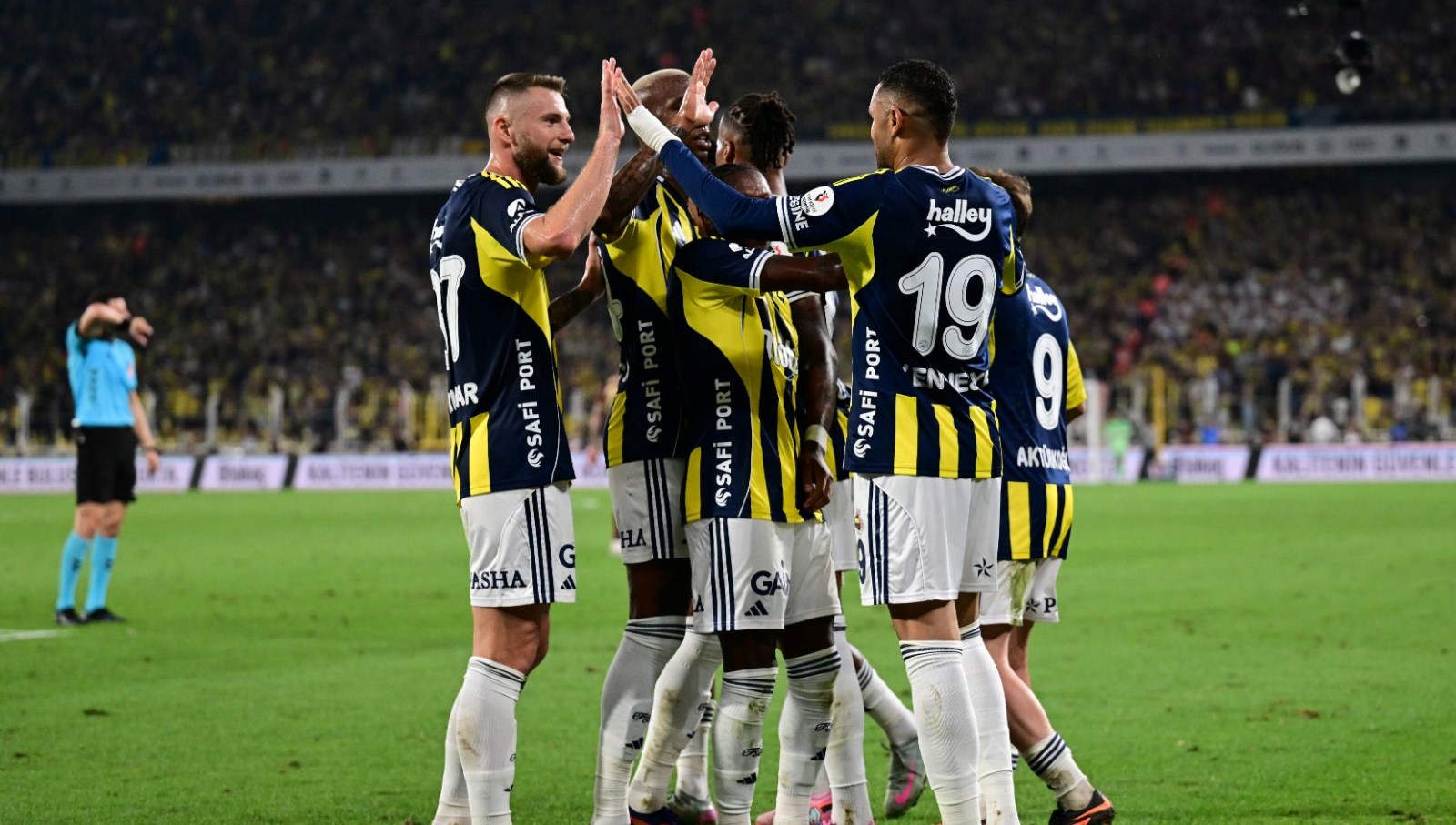 fenerbahce antalyaspora karsi istanbulda cok ustun Hra8DasF