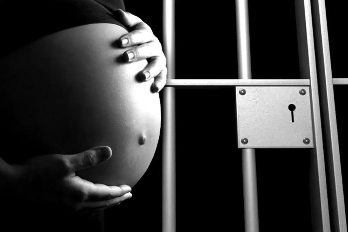 akilalmaz olay tek kisilik hucrede tutulan kadin mahkum hamile kaldi yVdnm47K