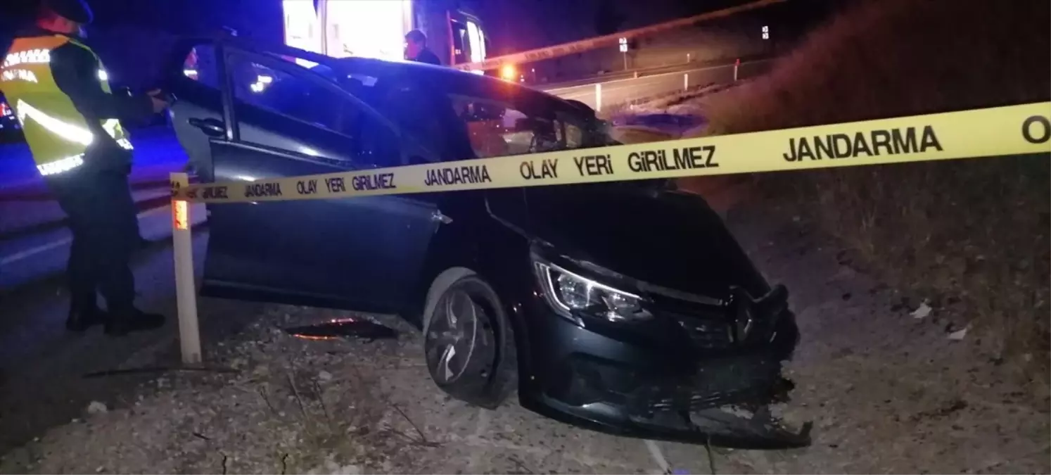 bucakta otomobil tir carpismasi 1 olu 2 yarali C94HPIgj.jpg