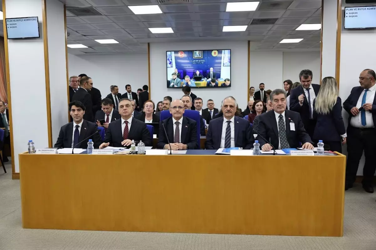 bakan simsek vergi ve harclardaki guncellemenin daha dusuk oranda yapilmasi gundemimizde a5urDeHW.jpg