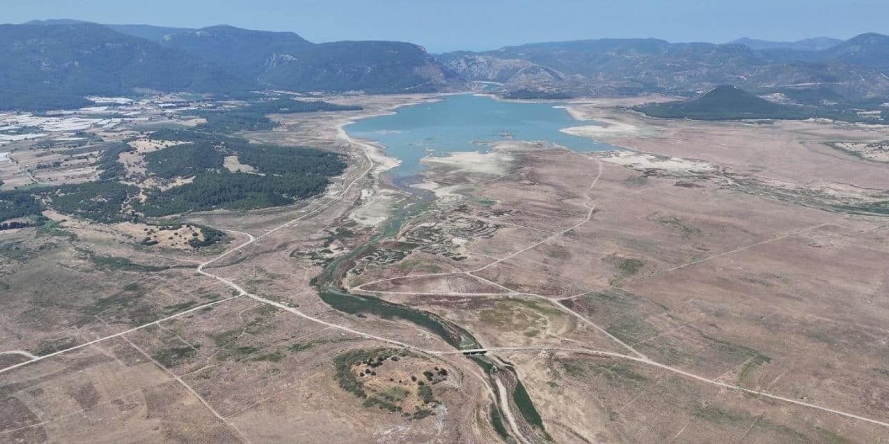 barajlar sifiri gordu izmirin suyu bitti uzman isim aci receteyi acikladi JYh5BMkR.jpg