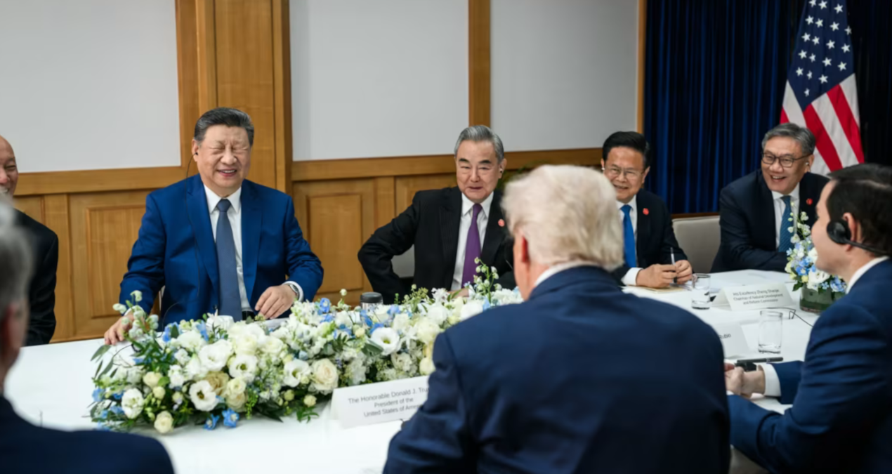 sinin bu fotograflari cinde yasaklandi ZMShd3wI.jpg