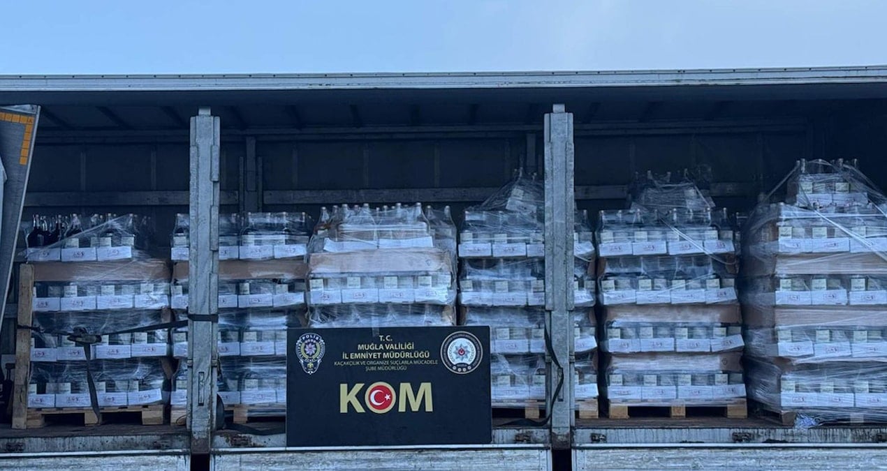 Muğla’da bir kamyon dolusu sahte şarap ele geçirildi