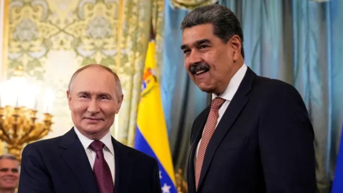 Rusya: Bolivarcı liderliğin izlediği yolu desteklediğimizi teyit ediyoruz