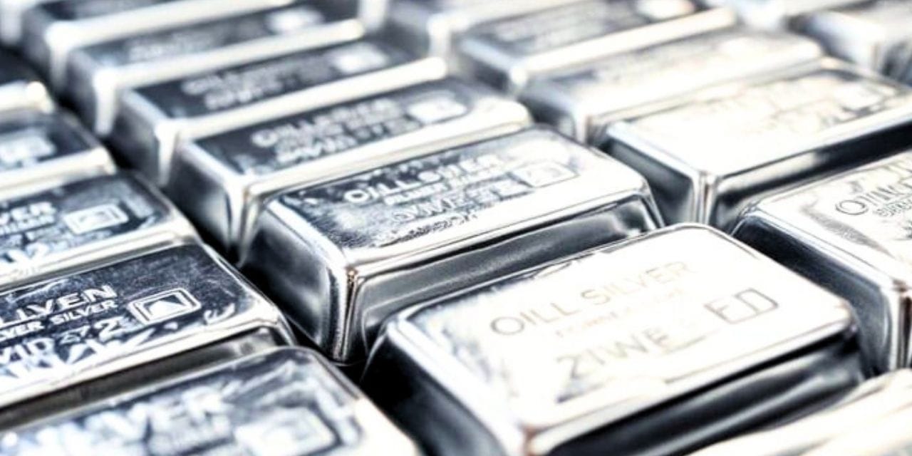 Gümüş Fiyatlarında Büyük Düşüş: Bugünkü Gelişmeler Belirleyici Olacak