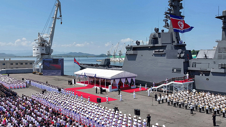 Kuzey Kore’den 5 bin tonluk destroyer hamlesi