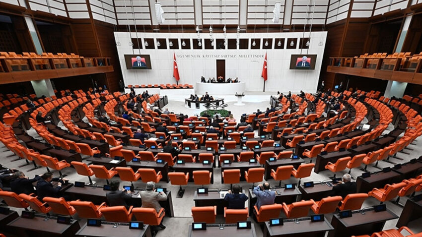 Ogrenci affi duzenlemesi komisyonda kabul edildi sfWK6Ypm