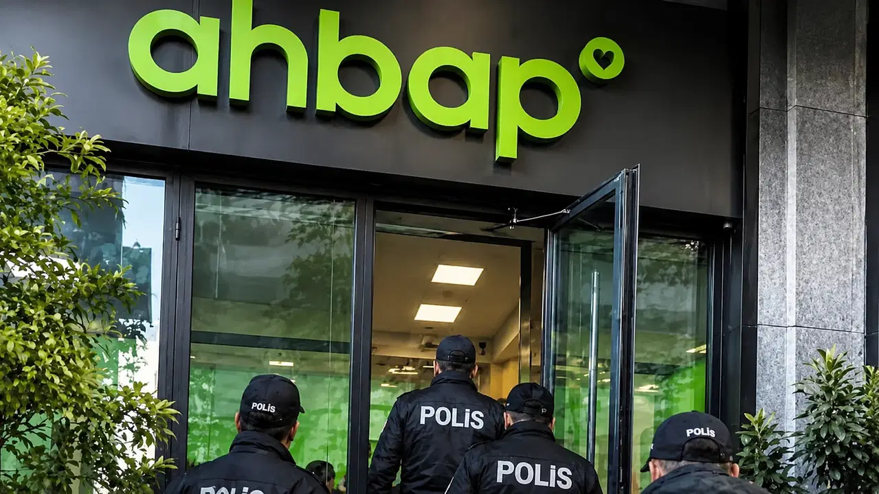 Son dakika ahbap sorusturmasinda yeni gelisme dernegin kilit ismi adliyeye sevk edildi zJgGiNGq